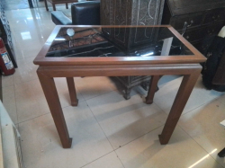 Tall Wooden Table.
W.50 L.80 H.75 Cm