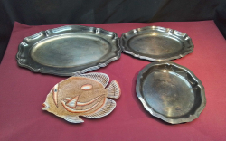 3x Silver Plates and 1 Paper Fish Plate.