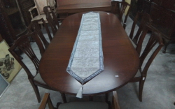Hi Quality Middle Table Cloth.
W.34 L.205 Cm.
