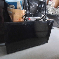 Panasonic LCD TV 42 inch with Remote