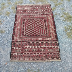 Kilim Rug.
Size 93x105 Cm.