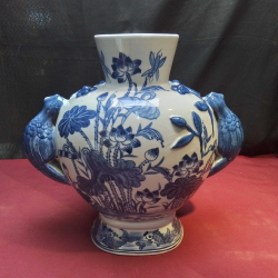 A Large Blue and White Chinese Vase. W.36 H.34 Cm.