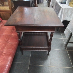 A Teak Table with A Bottom Shelf and Gallery.
W.76 L.80 H.79 Cm.