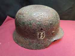 Genuine German WW2 restored SS M-35 Helmet 