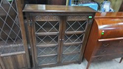 A Nice Mid Century Oak Bookcase with Leaded Glass(11). W.92 D.26 H.106 Cm.